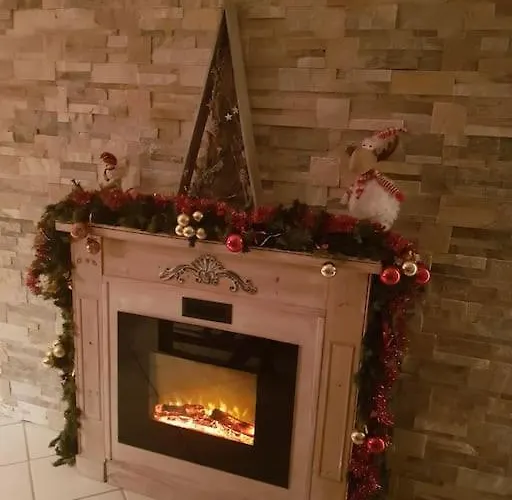 6 Personnes Esprit Vue Sur Montagne * Saint-Mamet